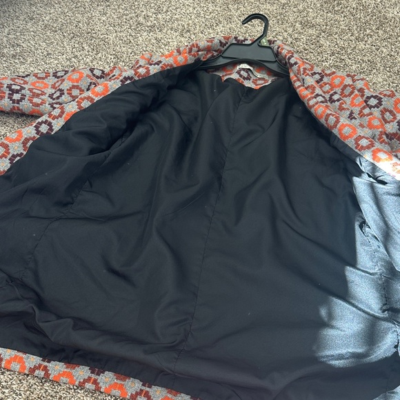 Colorful Geometric Patterned Vintage Coat - Picture 9 of 9